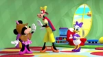 Minnie claps Clarabelle.jpg.jpg (104 KB) They... are...