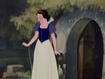 Snow-white-disneyscreencaps.com-7861