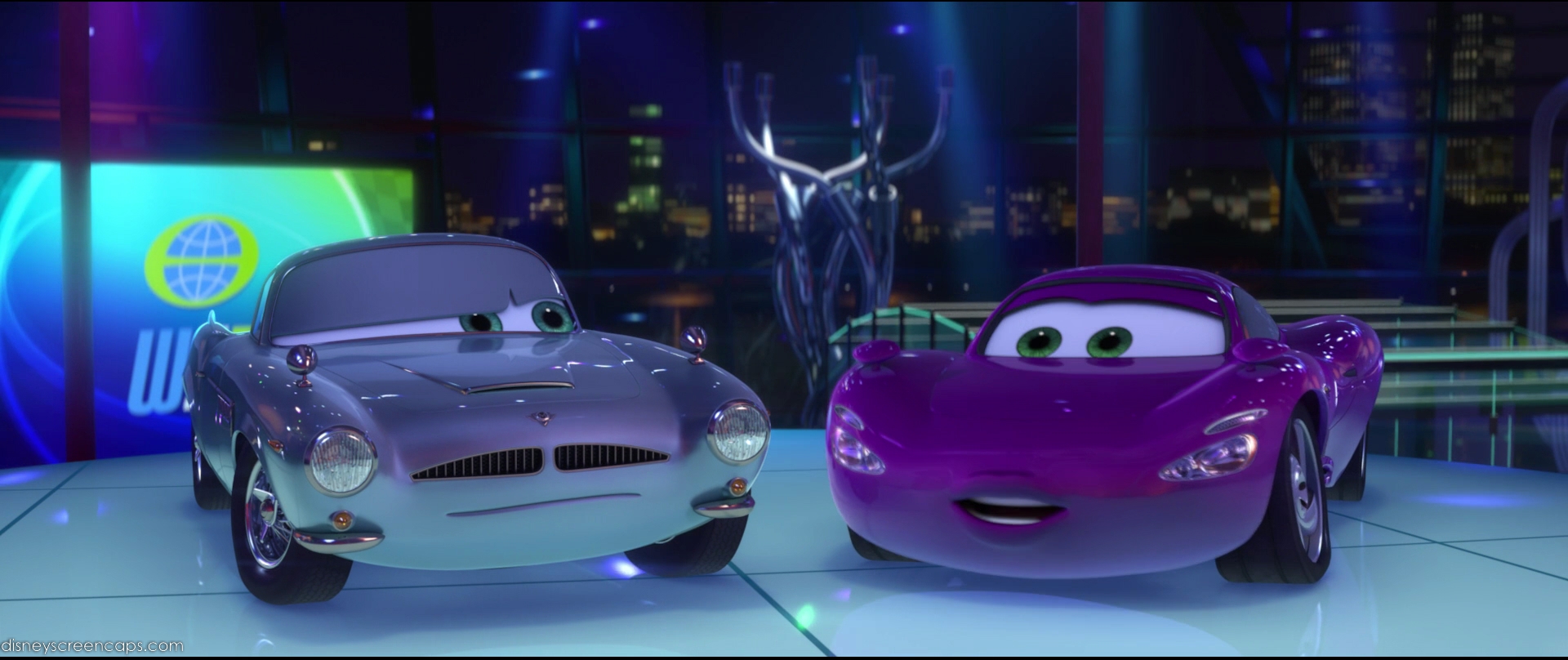 Cars 2 все открыто. Cars 2 Holley Shiftwell and Finn MCMISSILE. Финн МАКМИССЛ Холли Делюкс. Финн Макмисл и Холли Делюкс. Тачки 2 Финн Макмисл и Холли Делюкс.