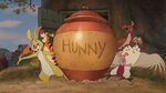 HUGE pot of hunny