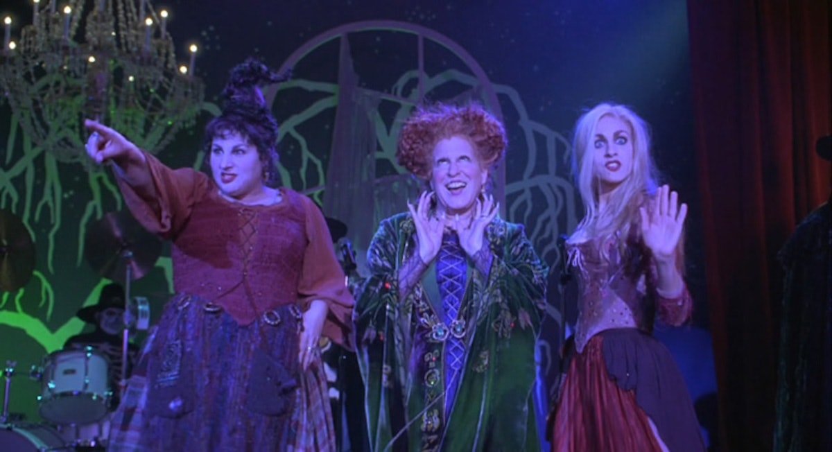 The Sanderson Sisters - One Way Or Another (Full Music Video) Hocus Pocus 2  