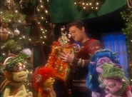 Gift-giving.jpg (53 KB)