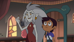 Eda introduces Luz to the Owl House.