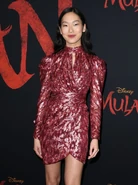 Madison Hu Mulan 2020 premiere.jpg (135 KB) Madison Hu at the premiere of the Mulan remake in March 2020.
