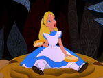 Alice-in-wonderland-disneyscreencaps.com-4240