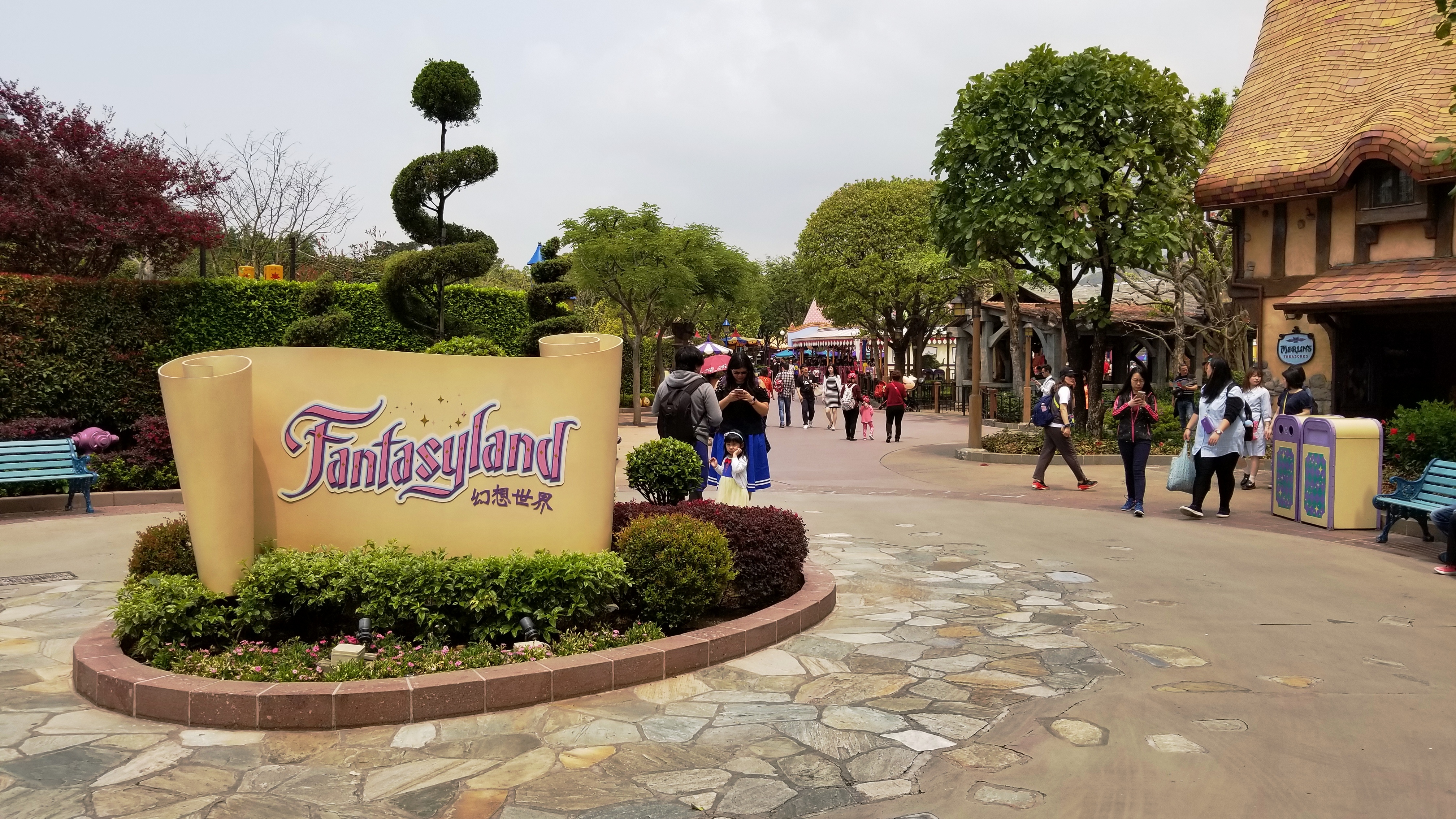 Fantasyland (Hong Kong Disneyland), Disney Wiki