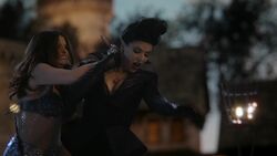 Once Upon a Time - 3x06 - Ariel - Ariel Stabs Regina