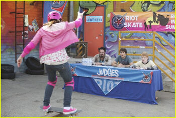 Skater Girl Island