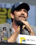 Luke Perry SDCC18.jpg (183 KB) Luke Perry speaks at the 2018 San Diego Comic Con.
