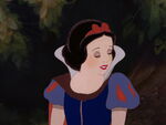 Snow-white-disneyscreencaps.com-1370