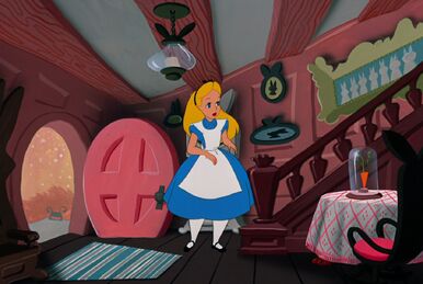 https://static.wikia.nocookie.net/disney/images/4/48/Alice153.jpg/revision/latest/smart/width/386/height/259?cb=20110215033238