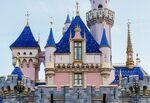 Disneyland-Castle-Blue-Roofs-Center