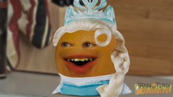 Annoying Orange dressed as Elsa