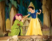Disney Live-17.jpg (284 KB) Snow White and Dopey.