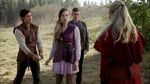 Once Upon a Time in Wonderland - 1x08 - Home - Red Queen Confrontation