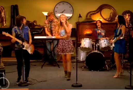 Somebody Lemonade Mouth
