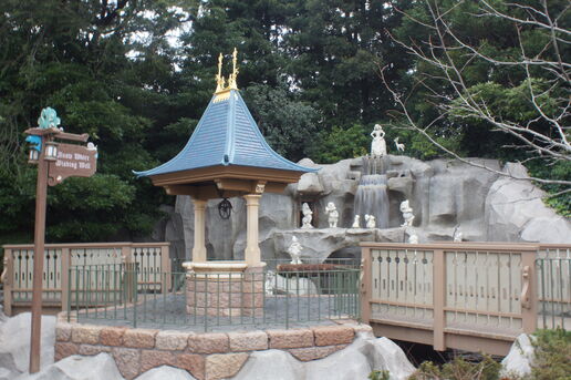 Snow White Grotto at Tokyo Disneyland