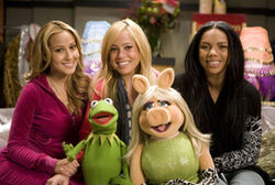 TheCheetahGirlsKermitMissPiggy