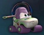 Buzz como coche en Cars.