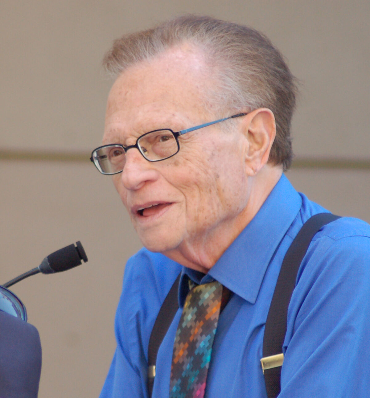 Larry King, Disney Wiki