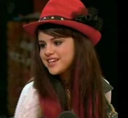 Mikayla.jpg (11 kB) Mikayla in Hannah Montana