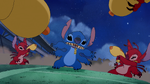 Leroy & Stitch - Leroy clones pointing blasters at Stitch