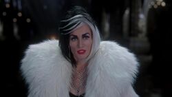 Cruella-de-vil-OUAT-6