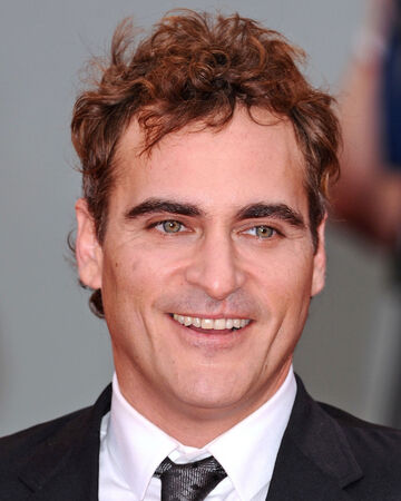 Joaquin Phoenix Disney Wiki Fandom Sexy, fascinoso e dotato di uno sguardo conturbante dal quale trapela tutto il suo ipnotico carisma. joaquin phoenix disney wiki fandom