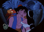Aladdin & Jasmine - Moonlight Madness Kiss (2)