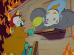 Dumbo-disneyscreencaps.com-4149