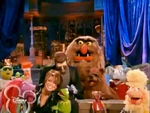MT-206-LeanOnMe.jpg (107 KB) Paula Abdul with the Muppets.