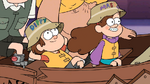 Dipper y Mabel en un bote.