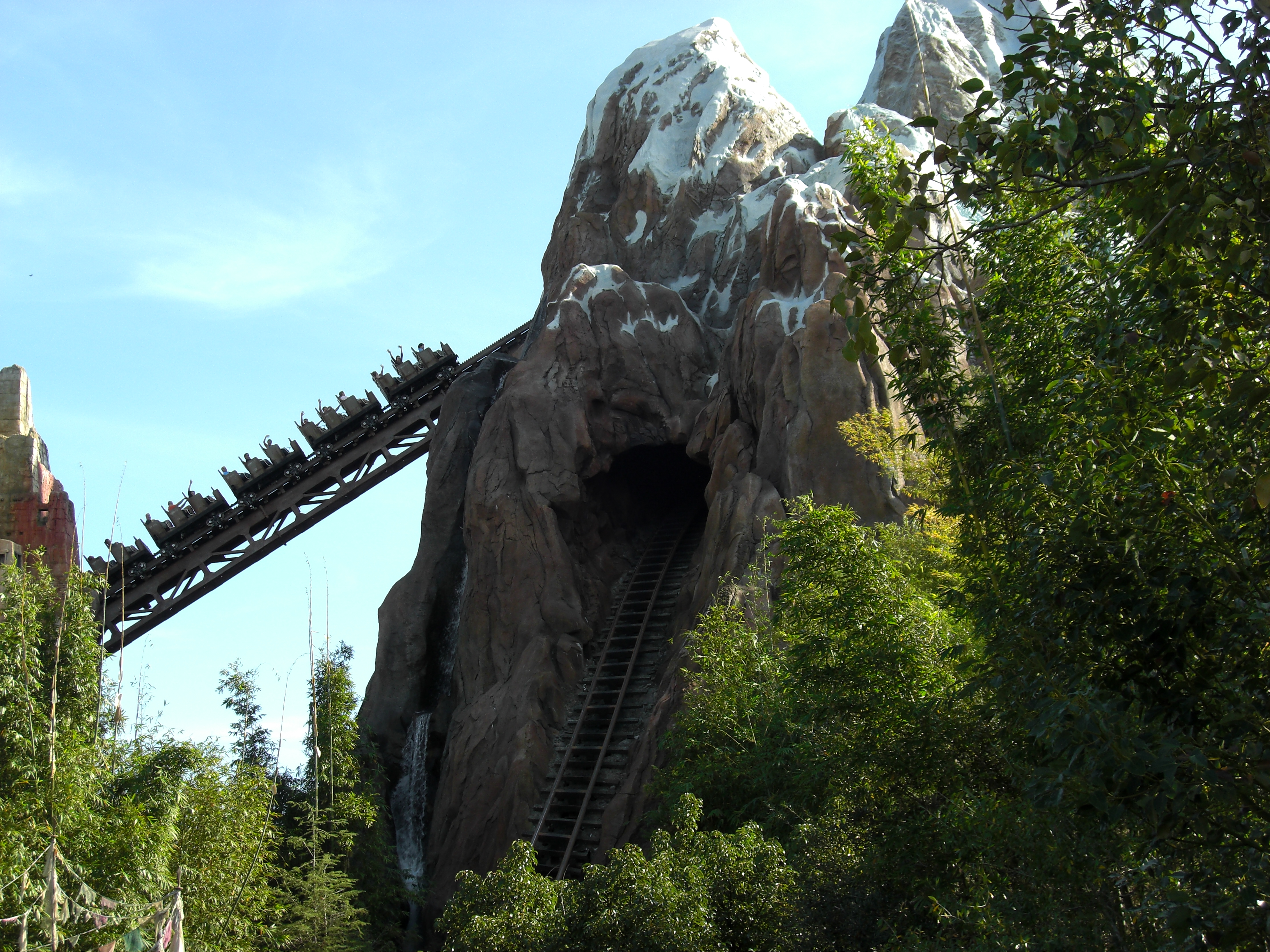 7 Fun Facts About Animal Kingdom's Expedition Everest At Disney World