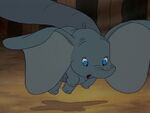 Dumbo-disneyscreencaps.com-2081