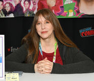 Laraine Newman NYCC19.jpg (136 KB) Laraine Newman speaks at the 2019 New York Comic Con.