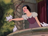 Snow-white-disneyscreencaps.com-533