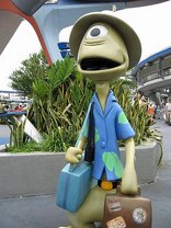 Estatua de Pleakley en Magic Kingdom.