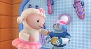 Lambie and robot ray