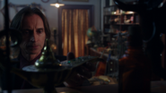 Once Upon a Time - 1x16 - Heart of Darkness - Mr. Gold with Lamp 
