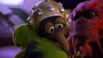 Gonzo and Kermitt make a hug of friendship in Muppets From Space.