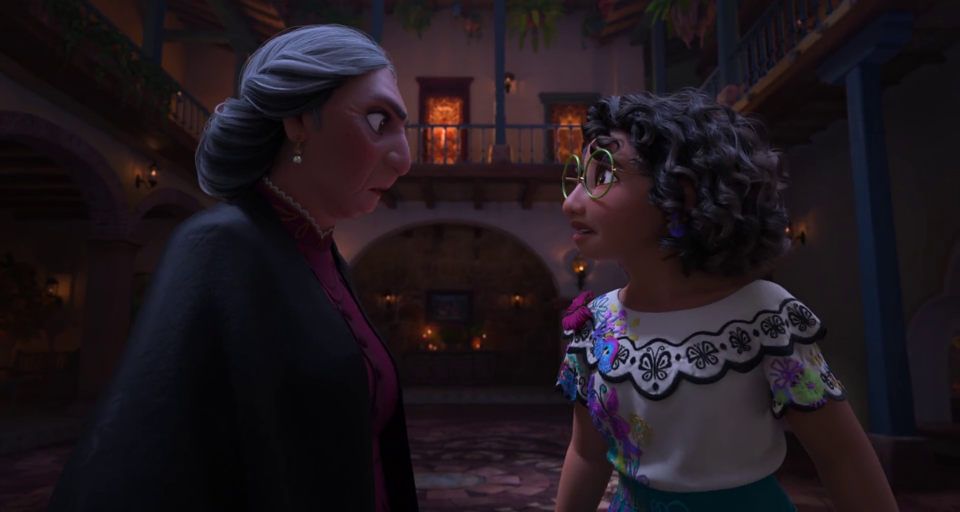 AU) Meet Evil Mirabel. Some things are different than the movie. : r/Encanto