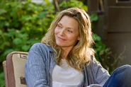 People-like-us-michelle-pfeiffer-image.jpg (3.49 MB) Lillian Harper (People Like Us)