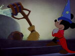 Fantasia-disneyscreencaps.com-3453