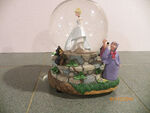 Cinderella Disney snow globe