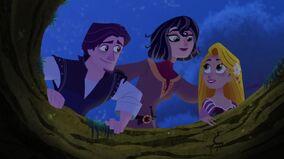 Eugene, Cassandra udn Rapunzel wiedervereint.jpg