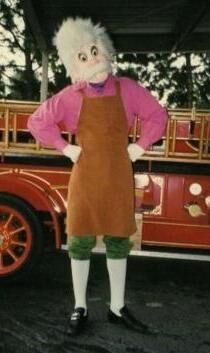 pinocchio geppetto costume