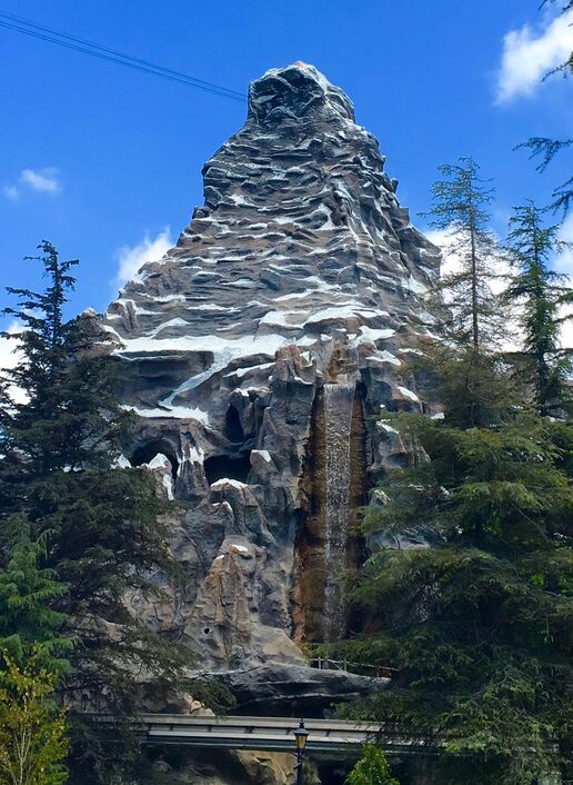 Matterhorn Bobsleds mountain