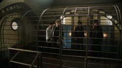 Once Upon a Time - 5x22 - Only You - Caged Heroes
