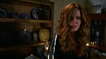 Once Upon a Time - 3x18 - Bleeding Through - Zelena Using Dagger