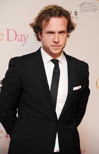 Rafe Spall